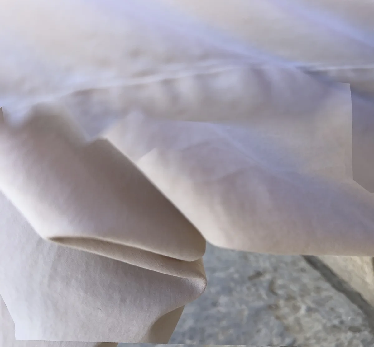 Perlgrau — Struktur, Fläche und Farbe im Detail von Ruth Seifert